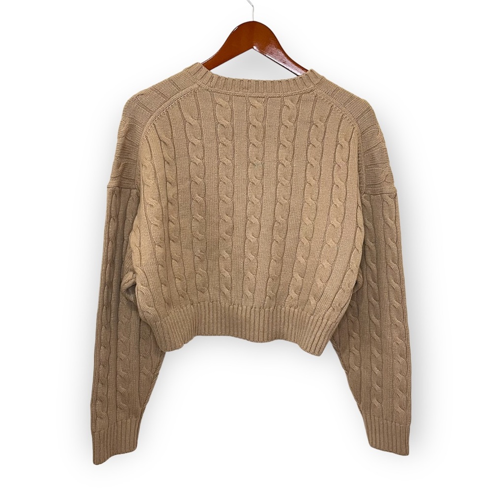 NEW Aritzia Sunday Best Peggy Cropped Sweater
Cable Knit Wool Blend Size Small - Picture 6 of 11